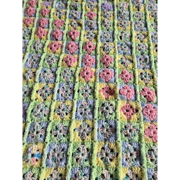 NEW crochet baby afghans handmade new33n X 33in Mini Granny Square
